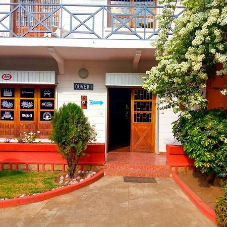 L'Anis Etoile - Hotel Restaurant Antsirabe Exterior photo